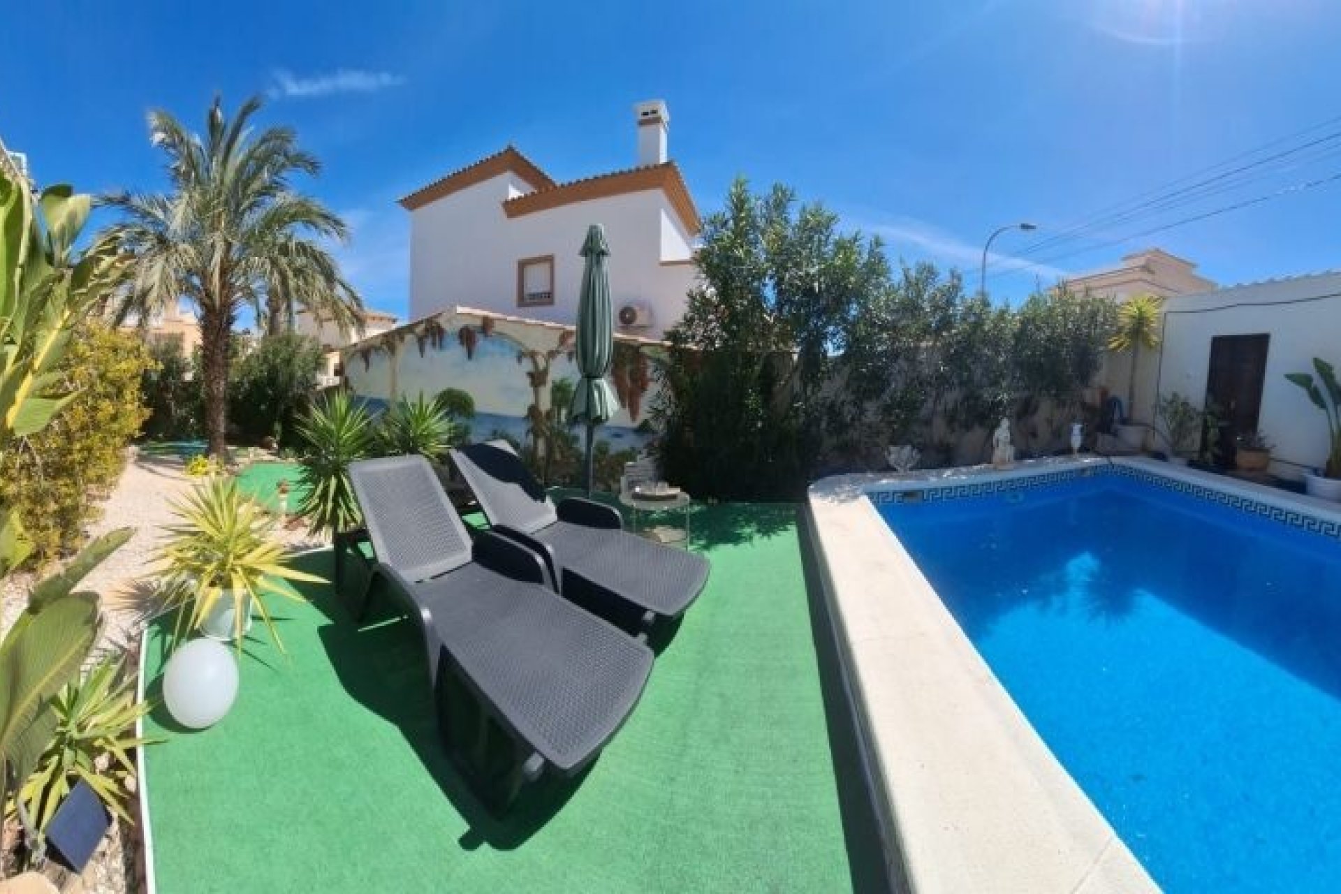 Herverkoop - Villa -
Orihuela Costa - Costa Blanca