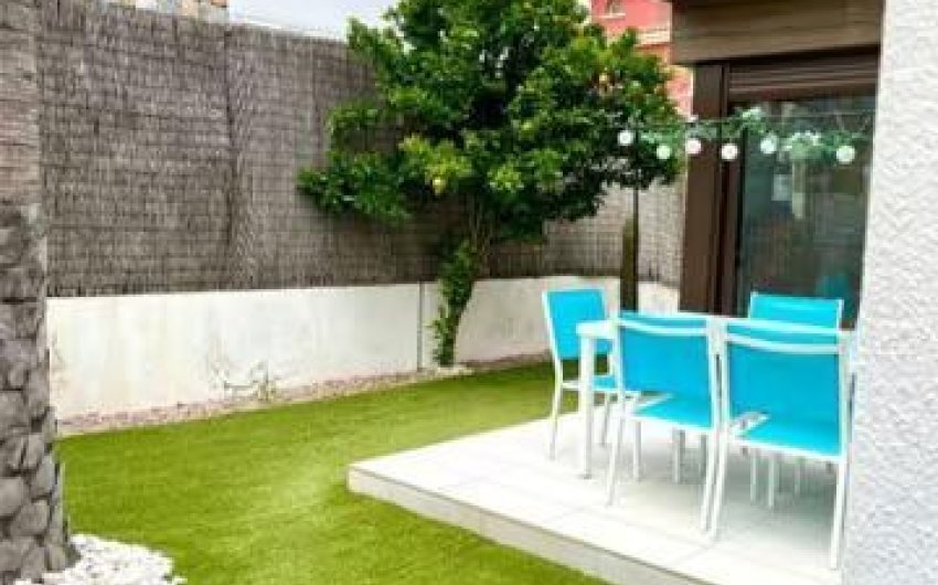Herverkoop - Villa -
Orihuela Costa - Costa Blanca