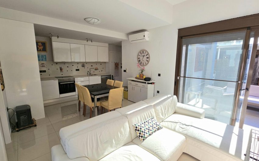 Herverkoop - Villa -
Orihuela Costa - Costa Blanca