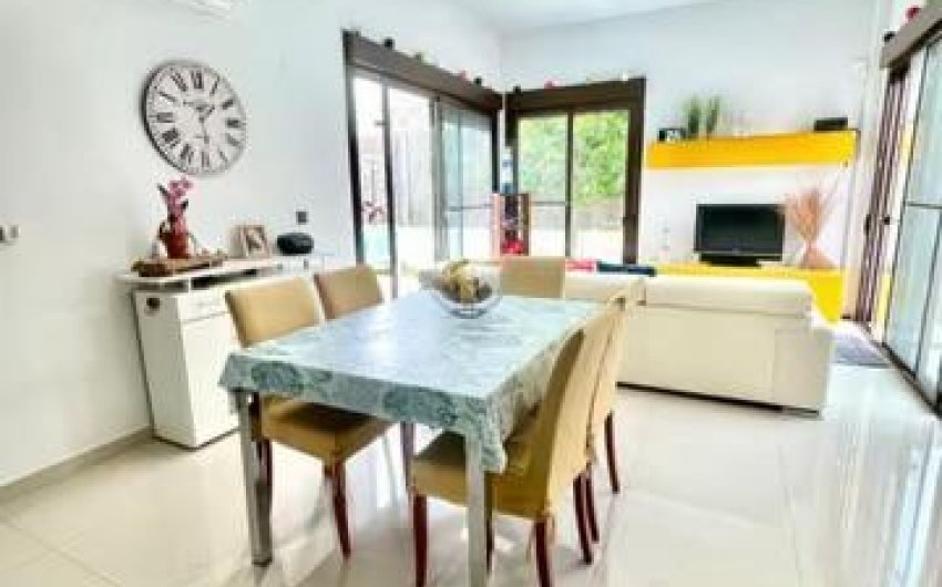 Herverkoop - Villa -
Orihuela Costa - Costa Blanca