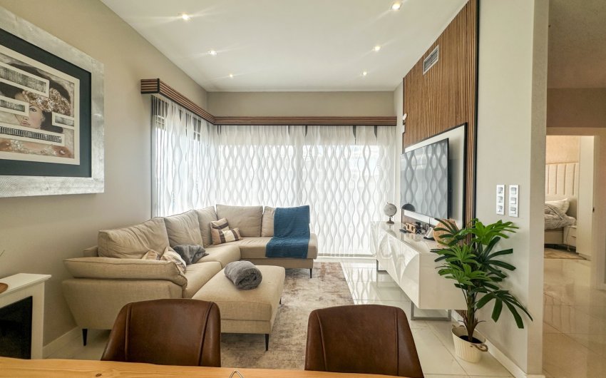 Herverkoop - Villa -
Orihuela Costa - Costa Blanca