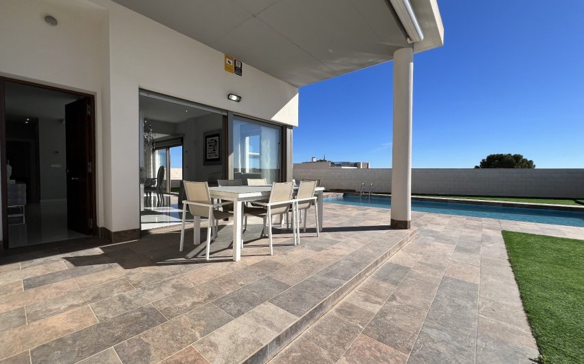 Herverkoop - Villa -
Orihuela Costa - Costa Blanca
