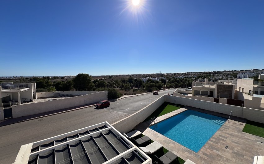 Herverkoop - Villa -
Orihuela Costa - Costa Blanca