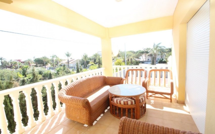 Herverkoop - Villa -
Orihuela Costa - Costa Blanca