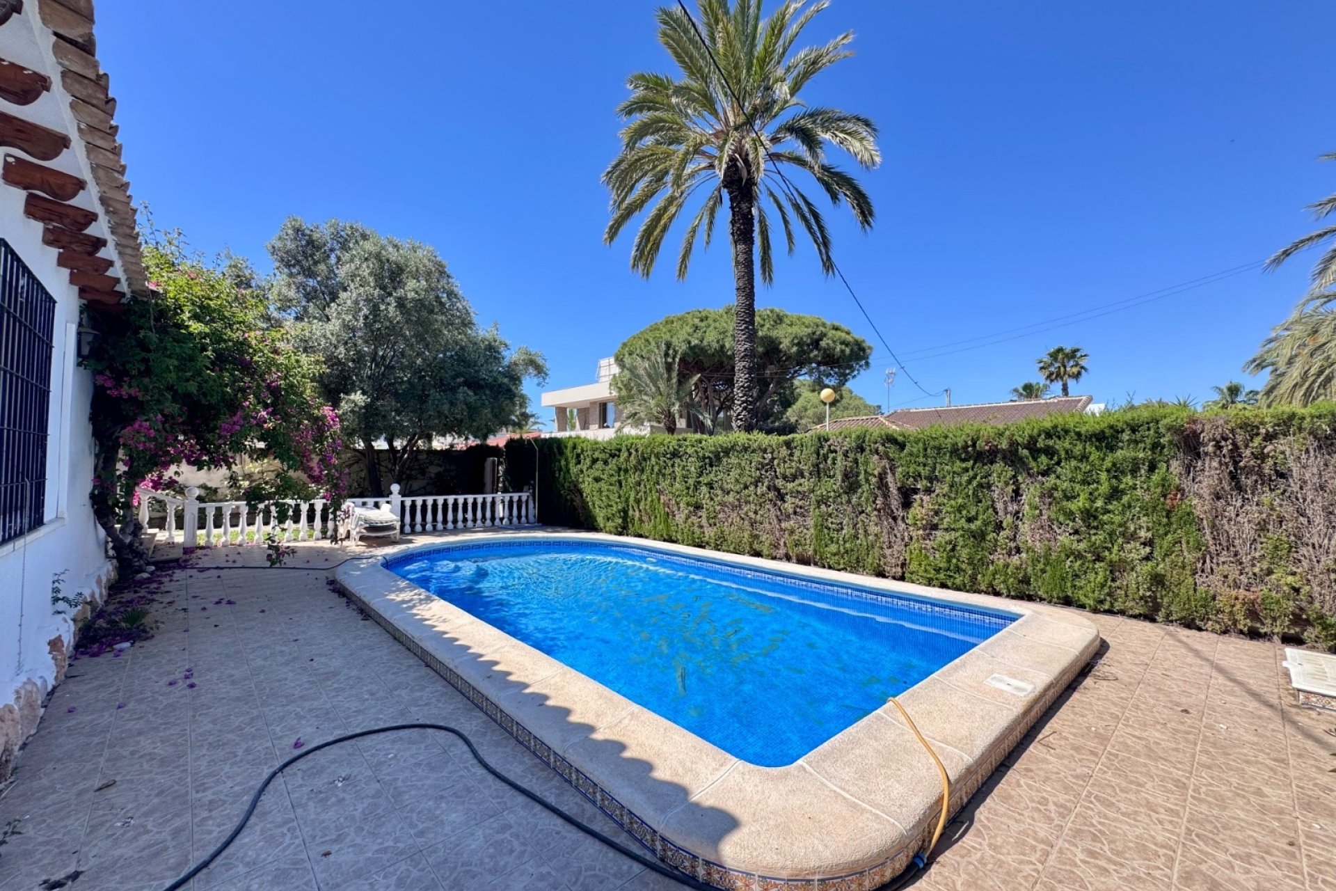 Herverkoop - Villa -
Orihuela Costa - Costa Blanca