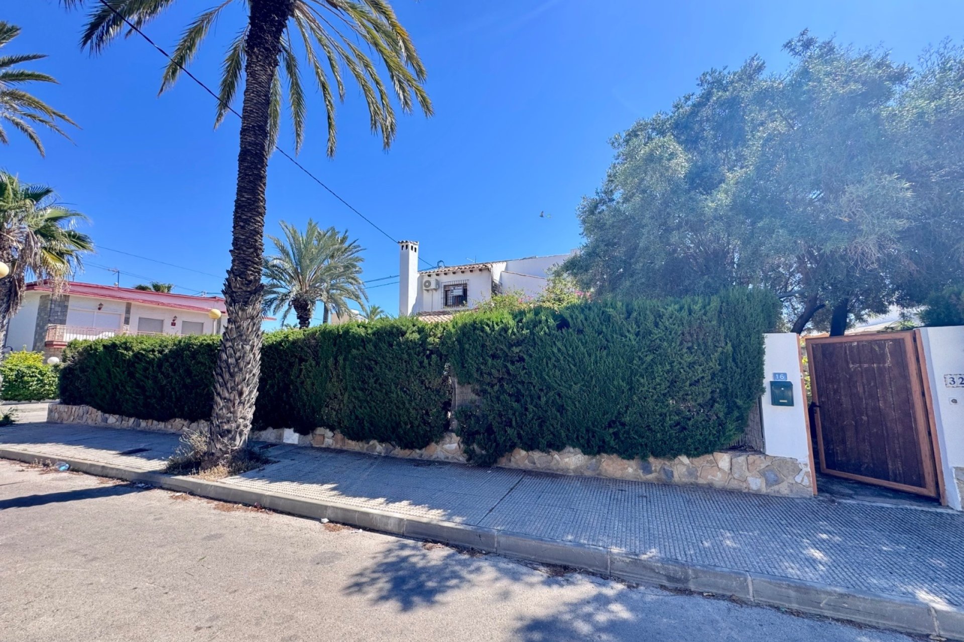 Herverkoop - Villa -
Orihuela Costa - Costa Blanca