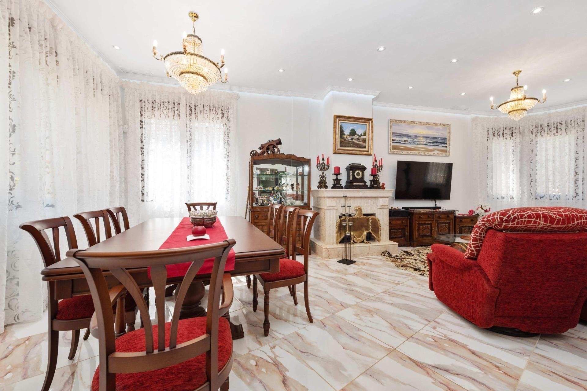 Herverkoop - Villa -
Orihuela Costa - Costa Blanca