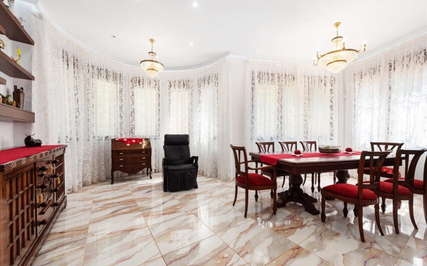 Herverkoop - Villa -
Orihuela Costa - Costa Blanca