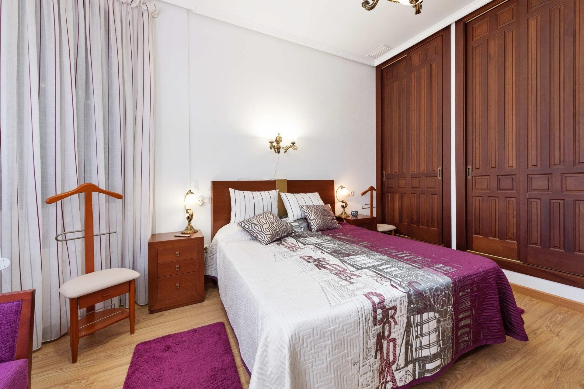 Herverkoop - Villa -
Orihuela Costa - Costa Blanca