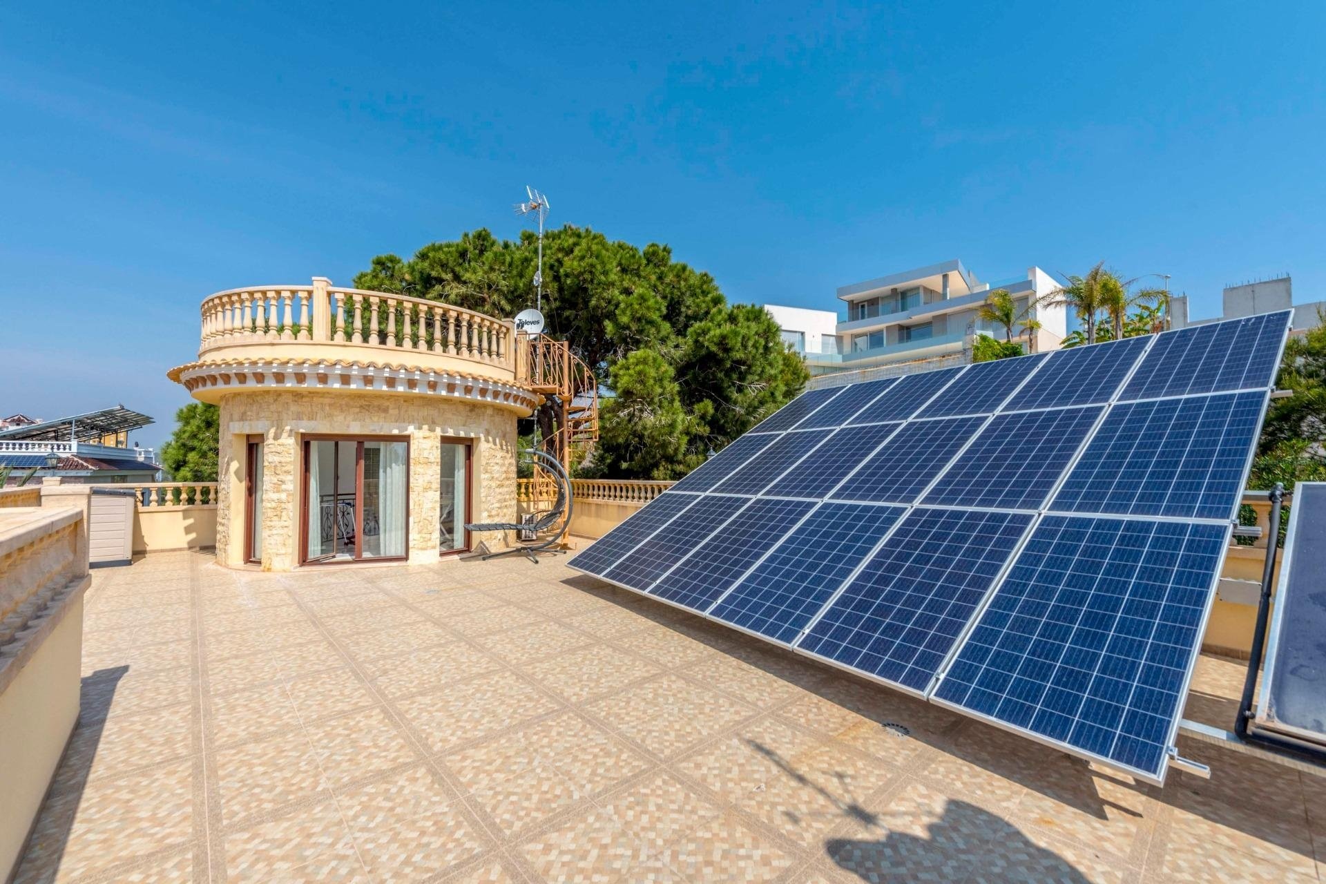 Herverkoop - Villa -
Orihuela Costa - Costa Blanca