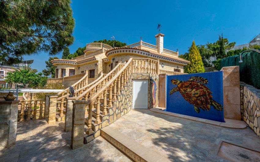 Herverkoop - Villa -
Orihuela Costa - Costa Blanca