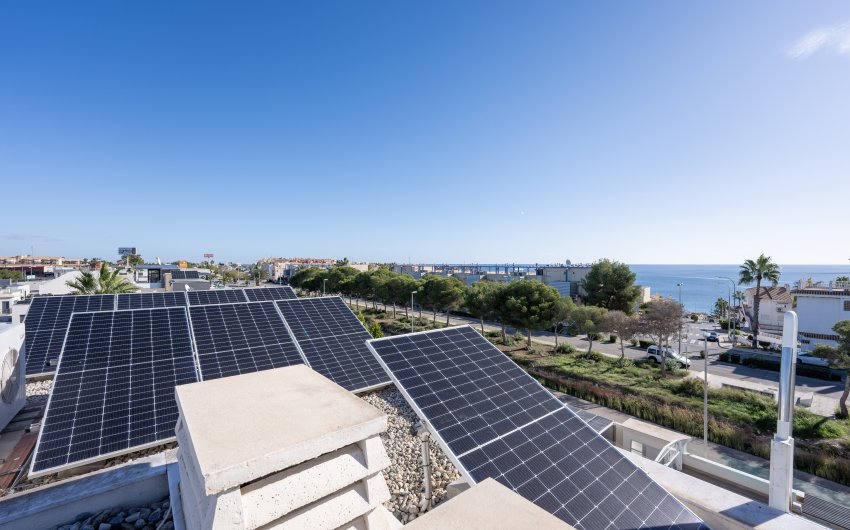 Herverkoop - Villa -
Orihuela Costa - Costa Blanca