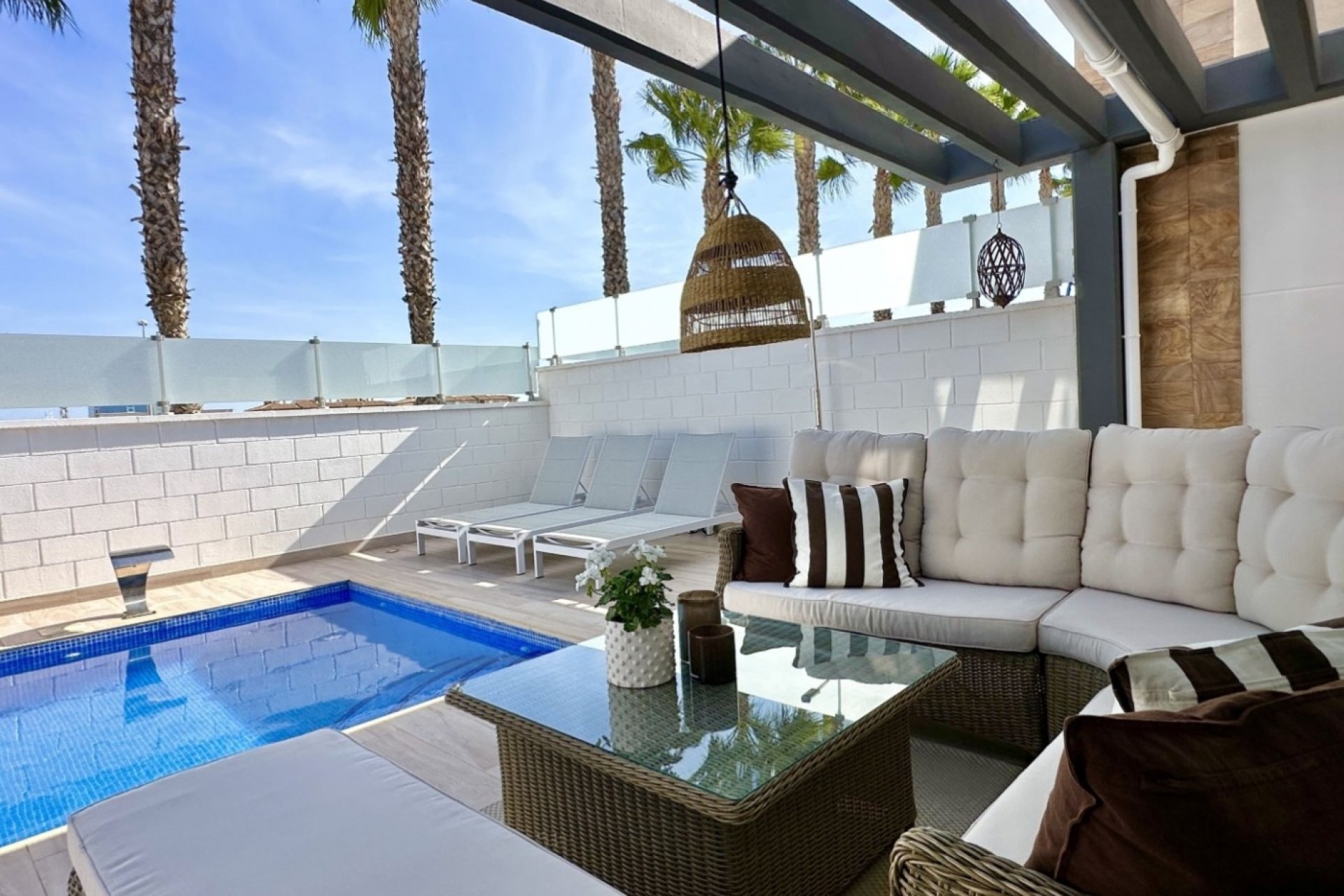 Herverkoop - Villa -
Orihuela Costa - Costa Blanca