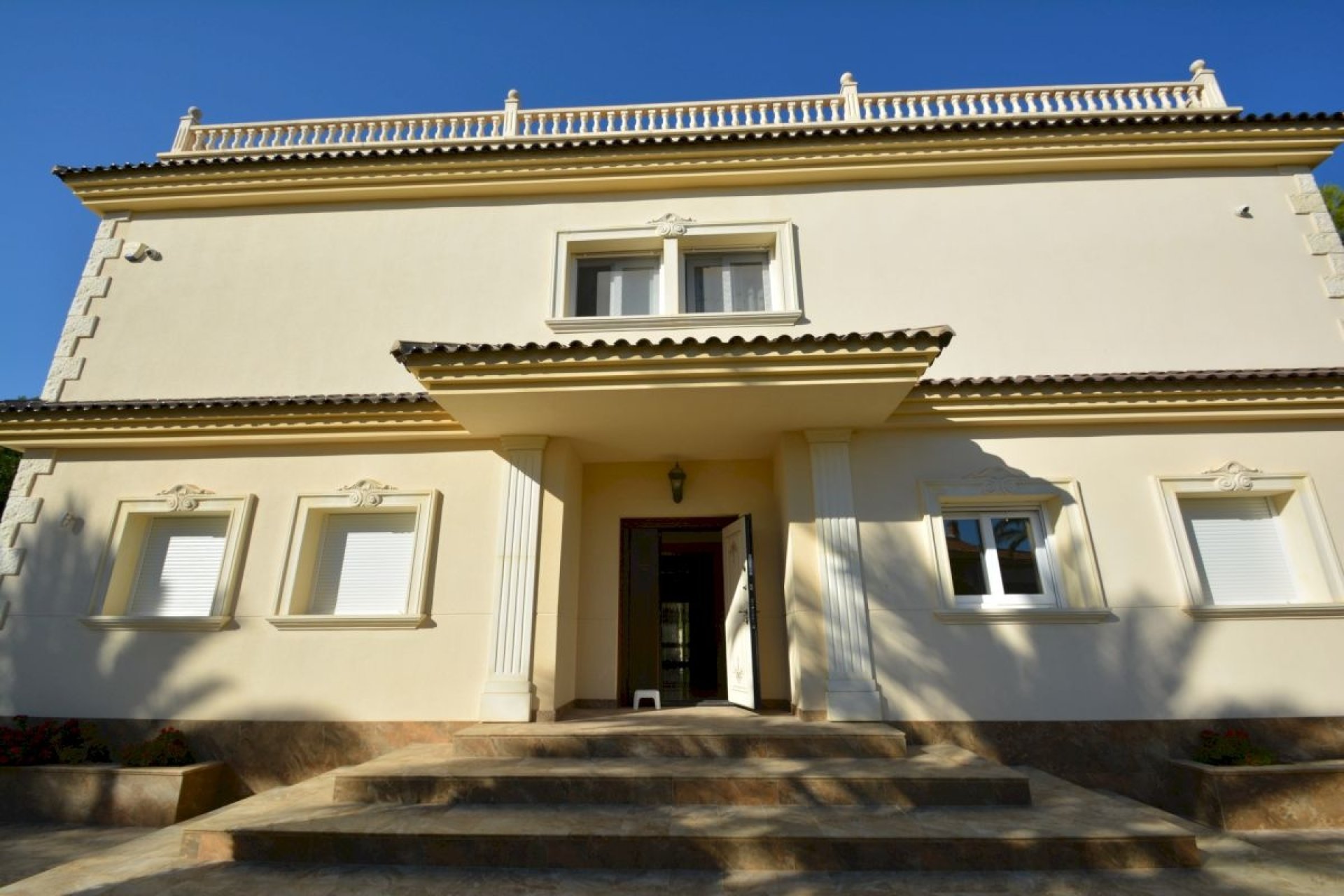 Herverkoop - Villa -
Orihuela Costa - Costa Blanca