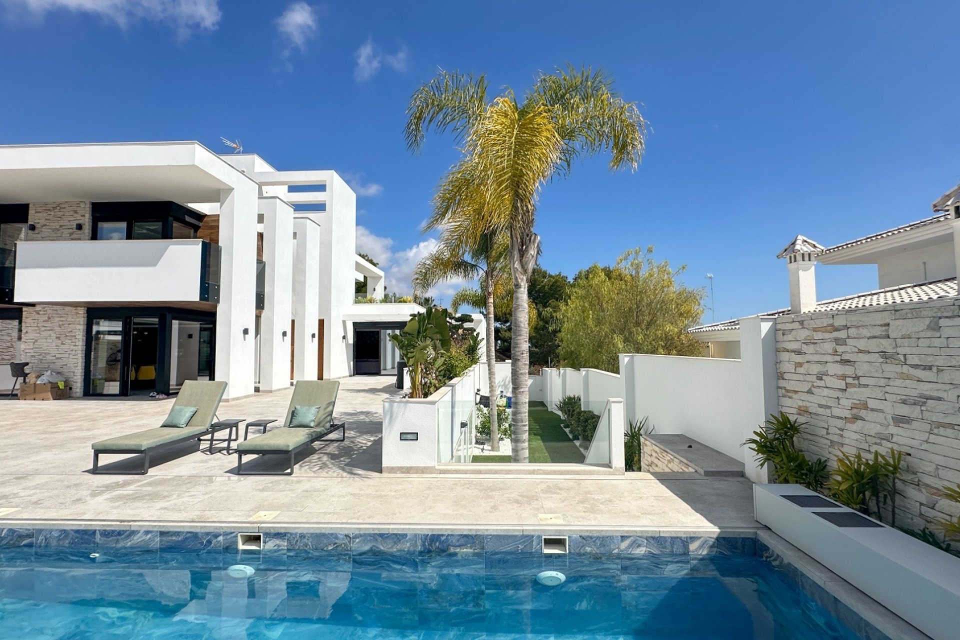 Herverkoop - Villa -
Orihuela Costa - Costa Blanca
