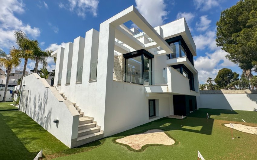 Herverkoop - Villa -
Orihuela Costa - Costa Blanca