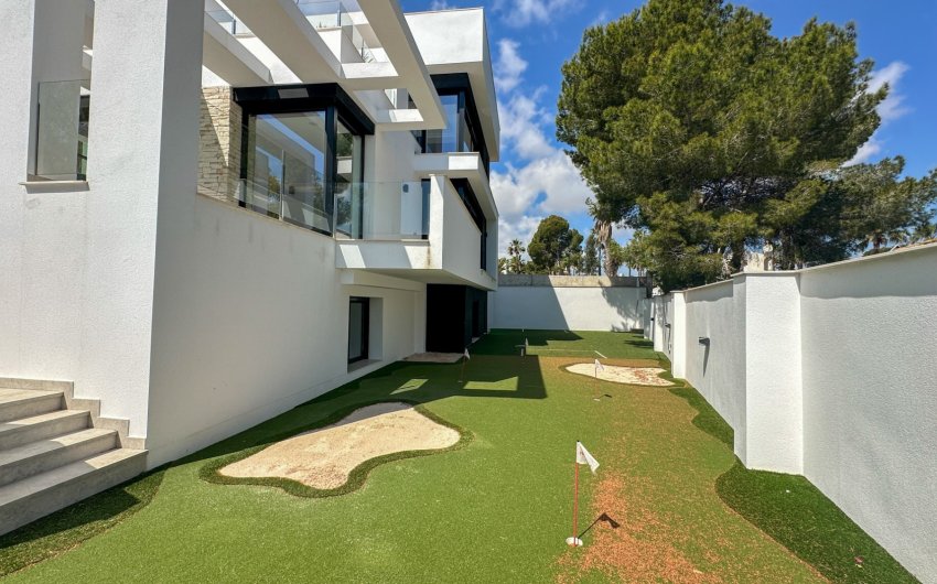 Herverkoop - Villa -
Orihuela Costa - Costa Blanca