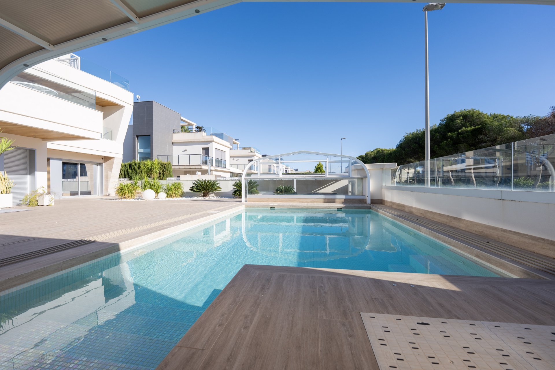 Herverkoop - Villa -
Orihuela Costa - Costa Blanca
