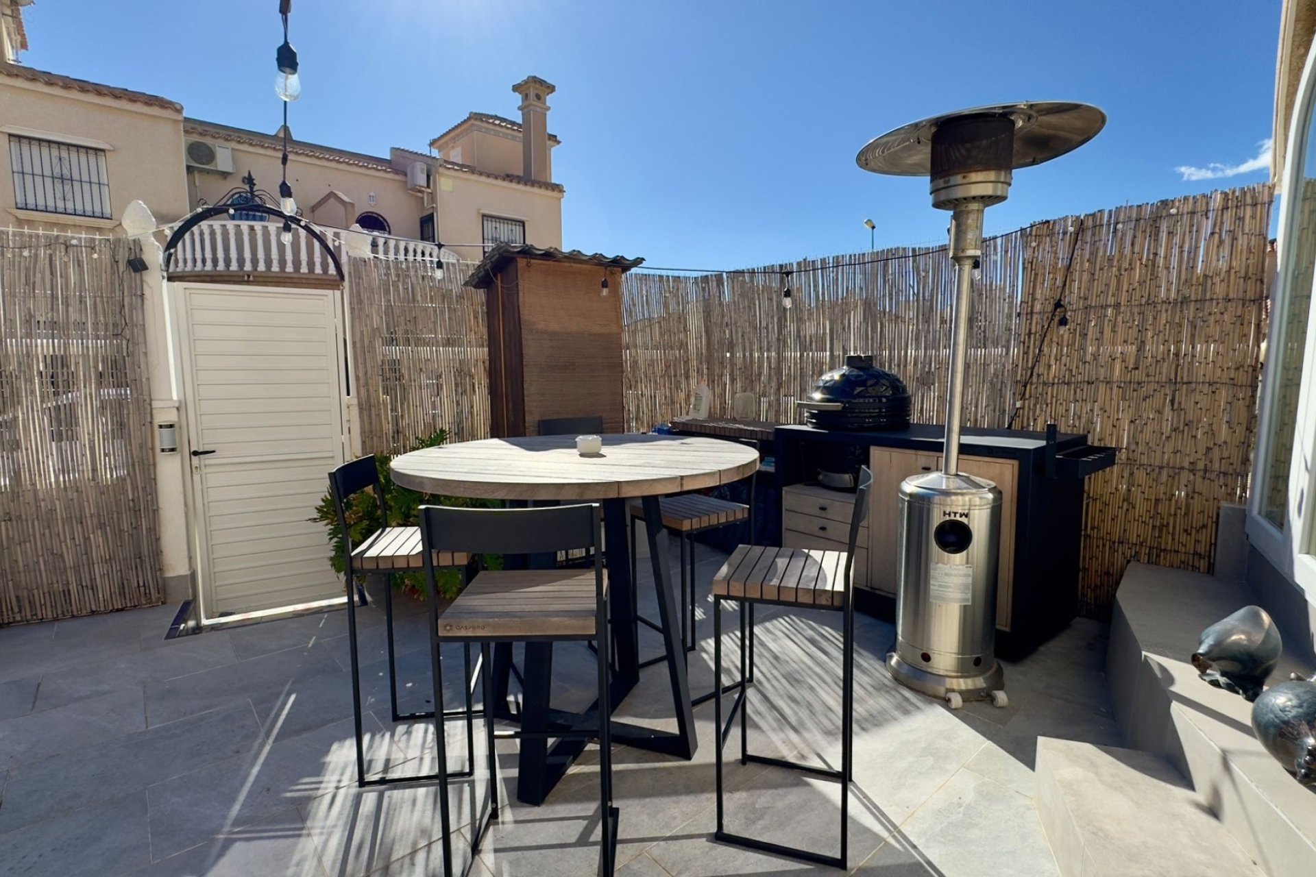 Herverkoop - Villa -
Orihuela Costa - Costa Blanca