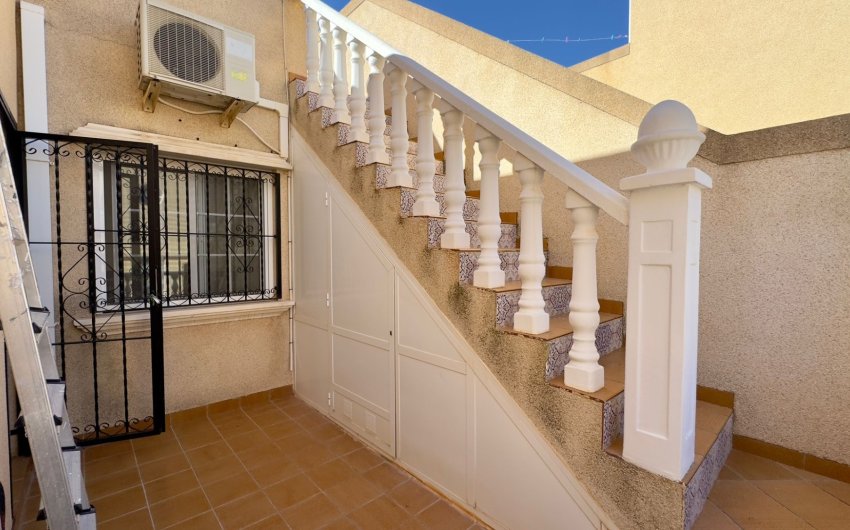 Herverkoop - Villa -
Orihuela Costa - Costa Blanca