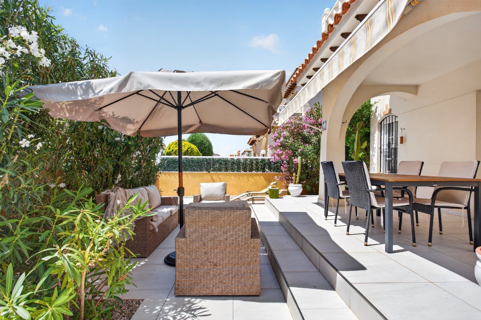 Herverkoop - Villa -
Orihuela Costa - Costa Blanca