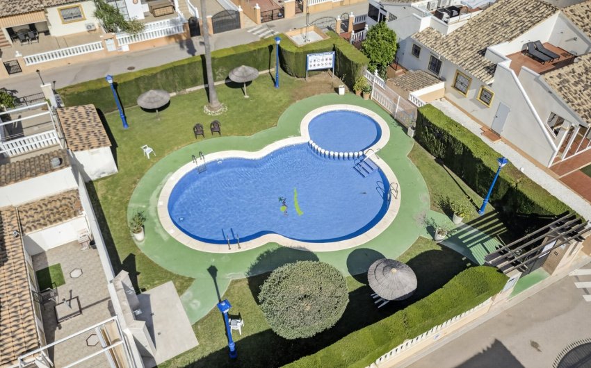 Herverkoop - Villa -
Orihuela Costa - Costa Blanca