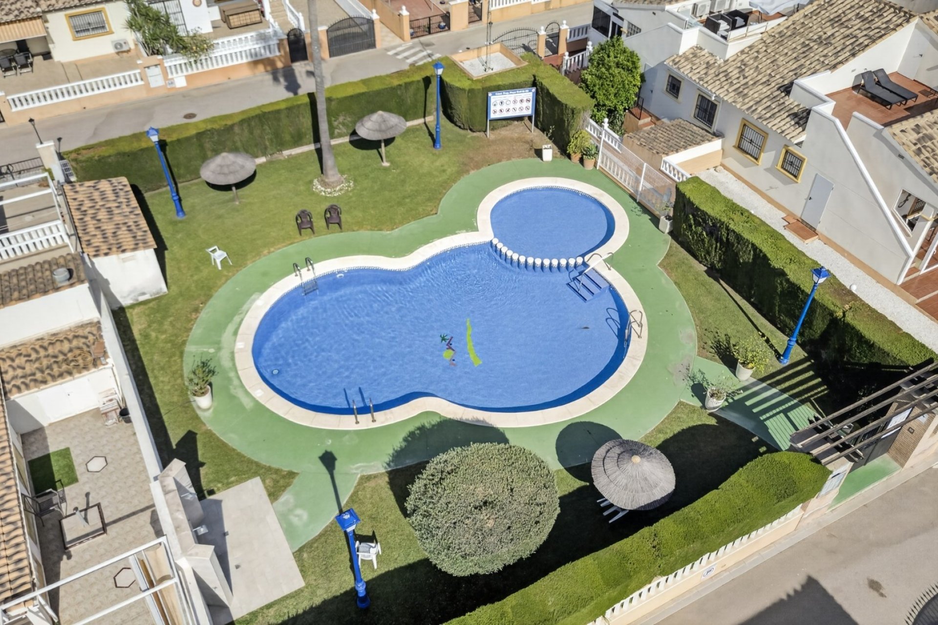 Herverkoop - Villa -
Orihuela Costa - Costa Blanca