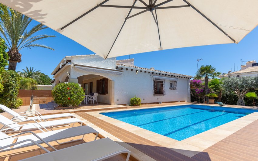Herverkoop - Villa -
Orihuela Costa - Costa Blanca