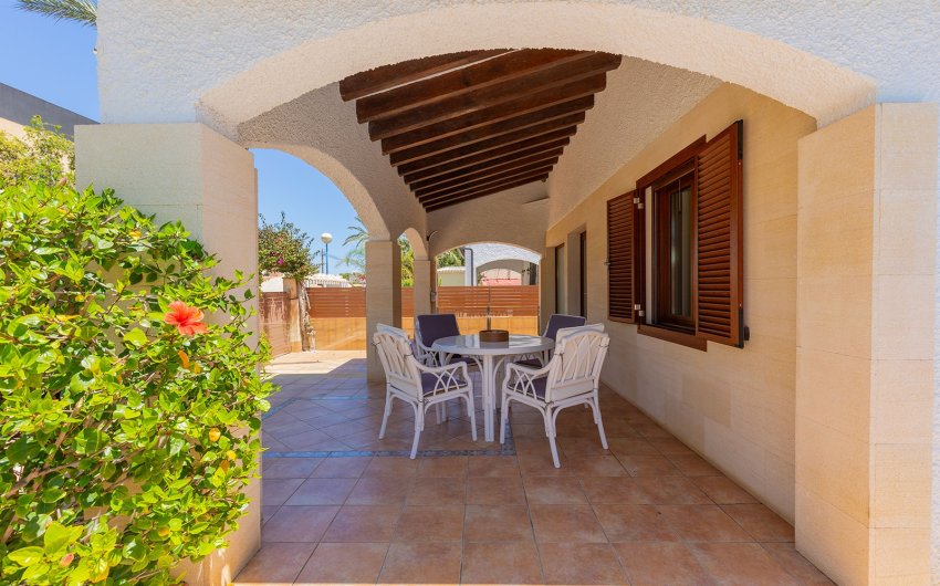 Herverkoop - Villa -
Orihuela Costa - Costa Blanca