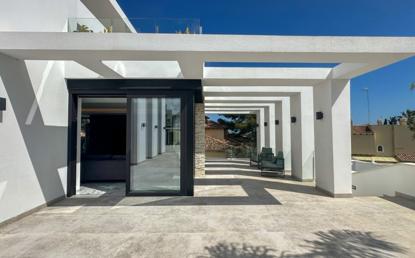 Herverkoop - Villa -
Orihuela Costa - Costa Blanca