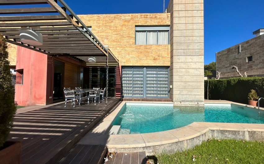 Herverkoop - Villa -
Orihuela Costa - Dehesa de Campoamor