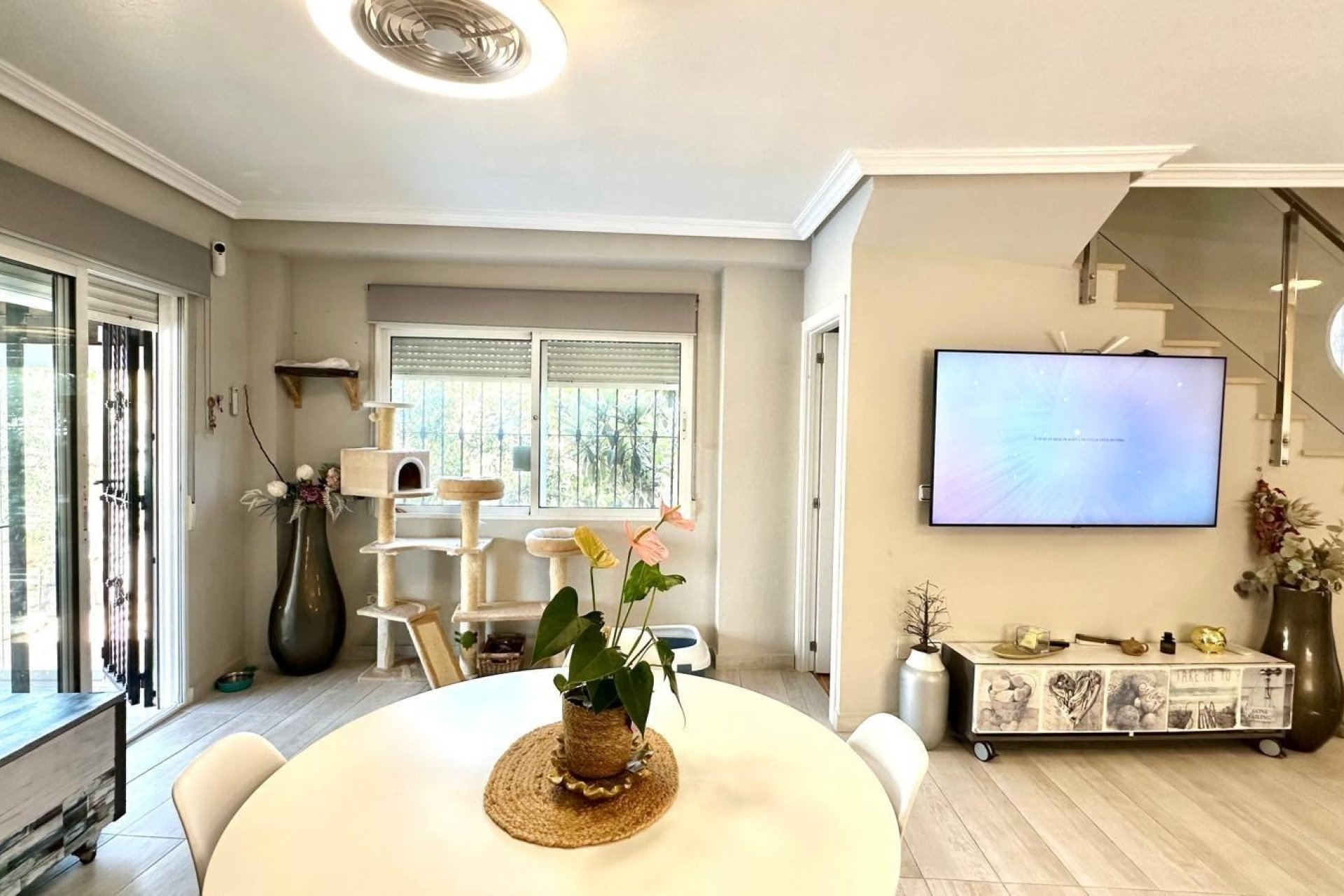 Herverkoop - Villa -
Orihuela Costa - La Regia