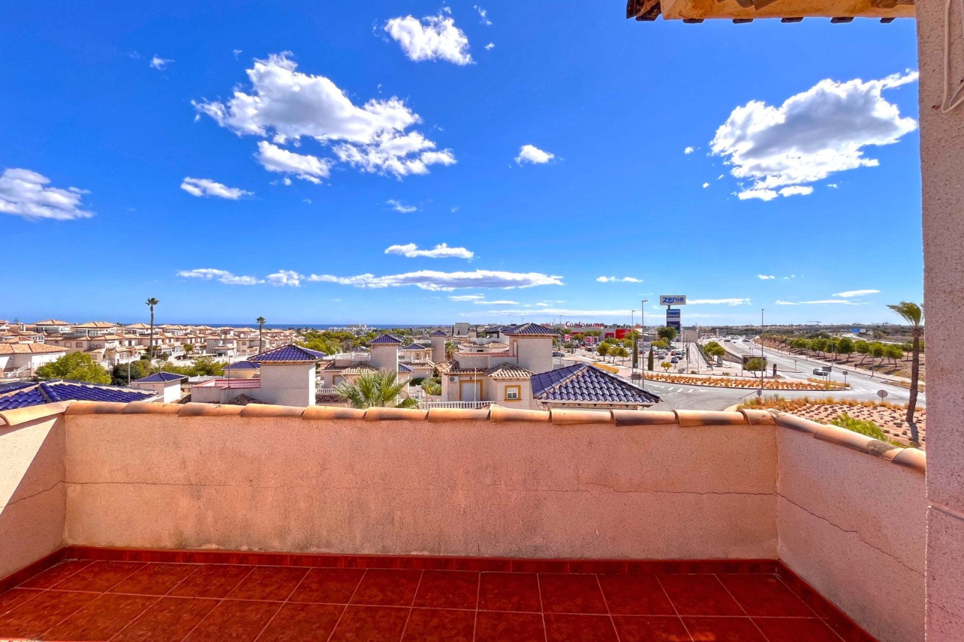 Herverkoop - Villa -
Orihuela Costa - La Zenia