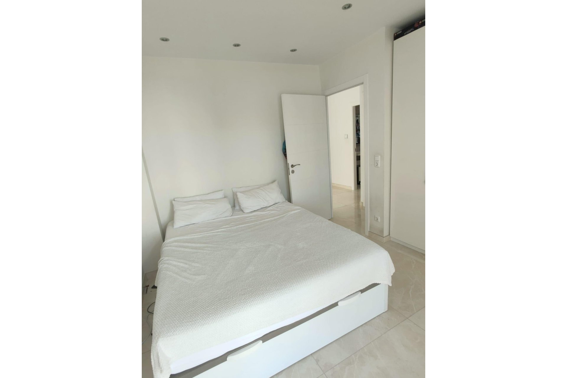 Herverkoop - Villa -
Orihuela Costa - La Zenia