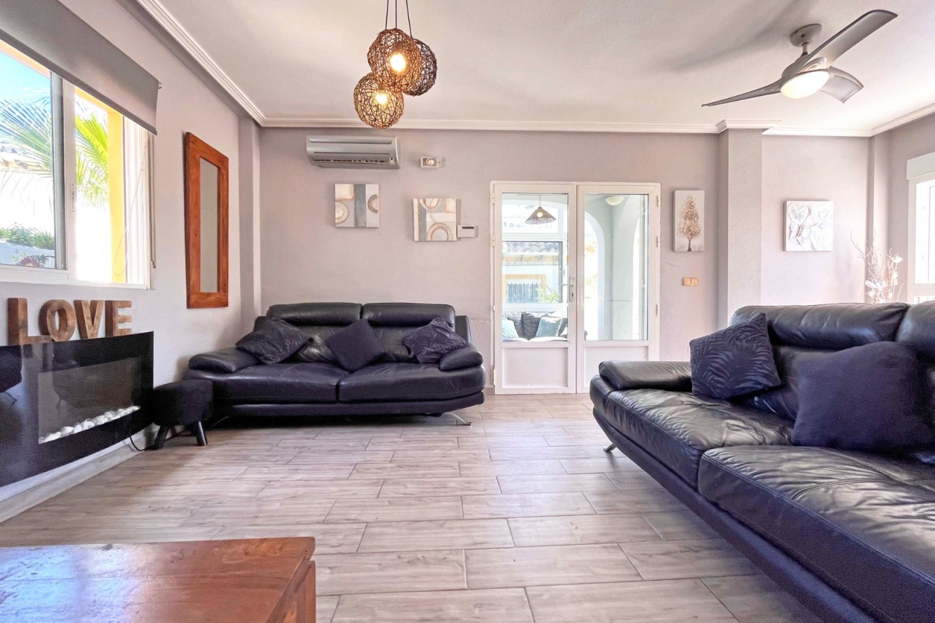 Herverkoop - Villa -
Orihuela Costa - La Zenia