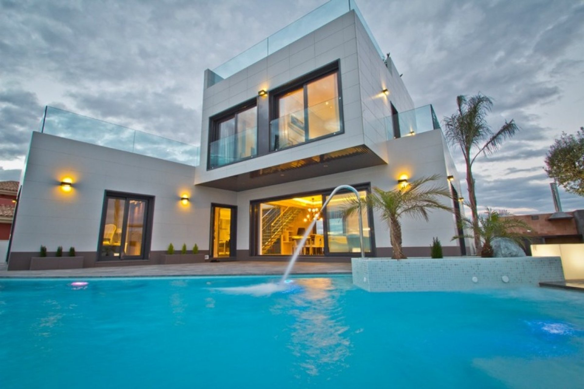 Herverkoop - Villa -
Orihuela Costa - La Zenia