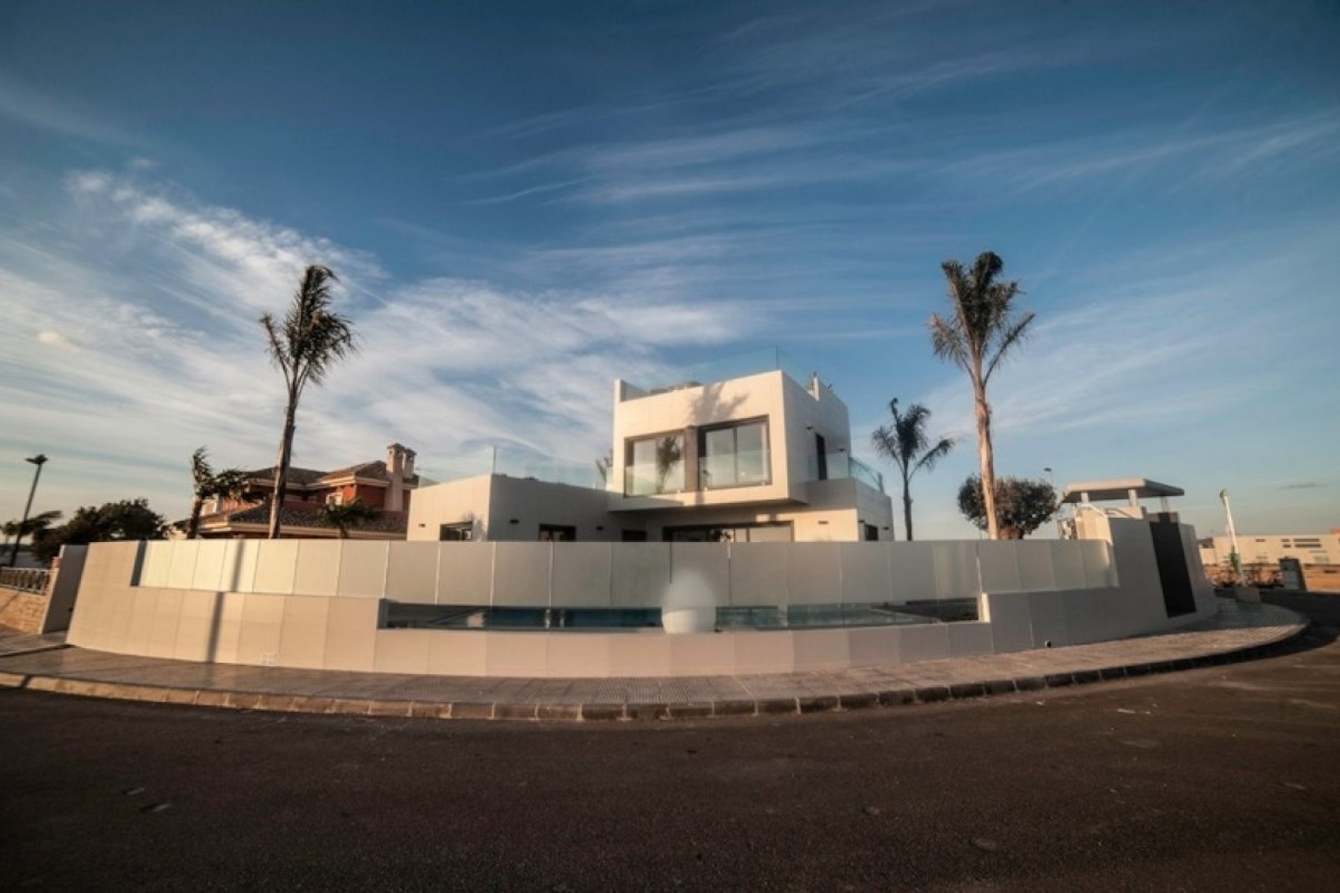 Herverkoop - Villa -
Orihuela Costa - La Zenia