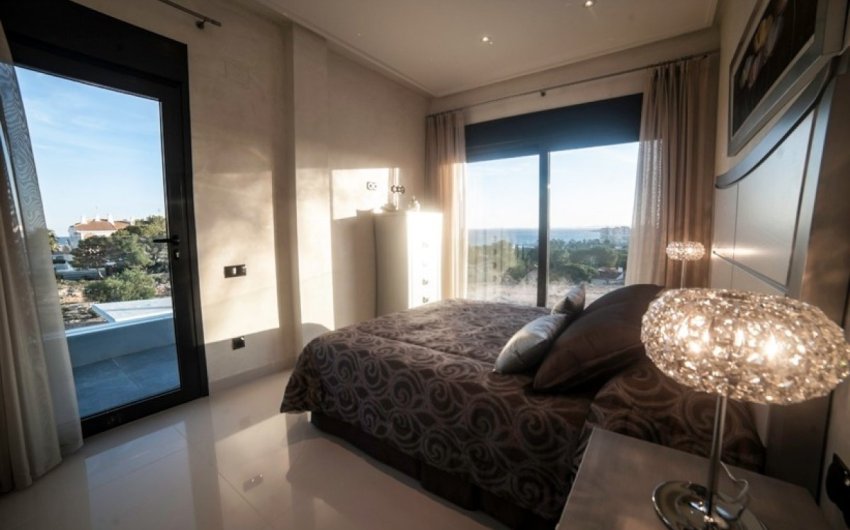 Herverkoop - Villa -
Orihuela Costa - La Zenia