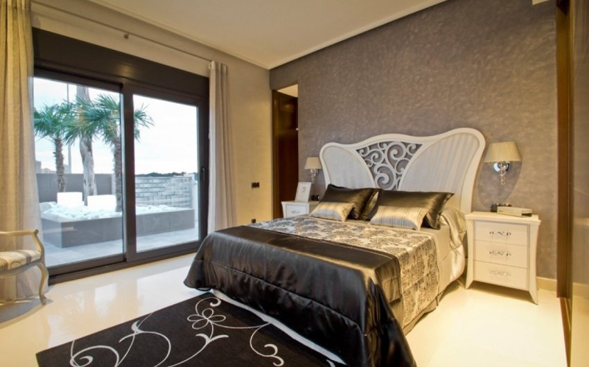 Herverkoop - Villa -
Orihuela Costa - La Zenia
