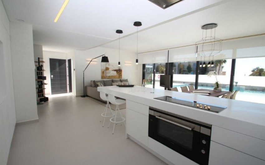Herverkoop - Villa -
Orihuela Costa - La Zenia