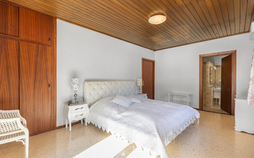 Herverkoop - Villa -
Orihuela Costa - Las Filipinas