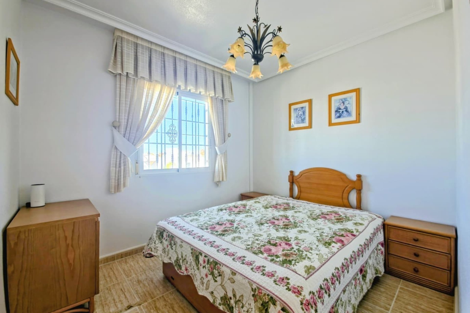 Herverkoop - Villa -
Orihuela Costa - Las Filipinas