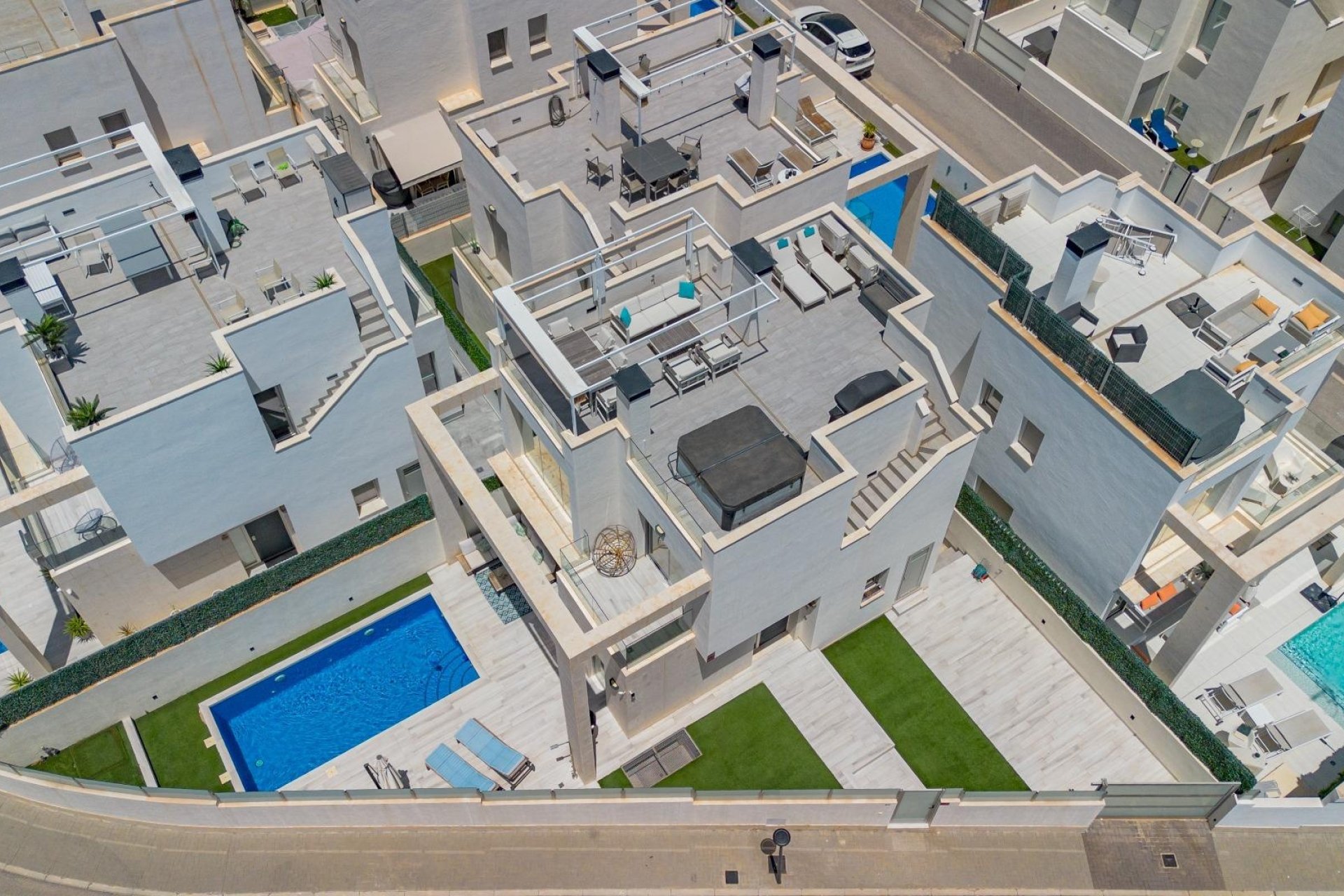 Herverkoop - Villa -
Orihuela Costa - Lomas de Cabo Roig