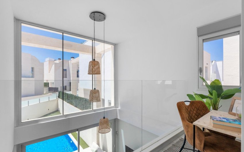 Herverkoop - Villa -
Orihuela Costa - Lomas de Cabo Roig