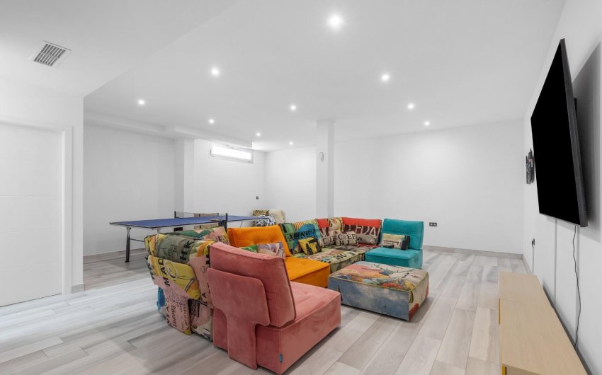 Herverkoop - Villa -
Orihuela Costa - Lomas de Cabo Roig