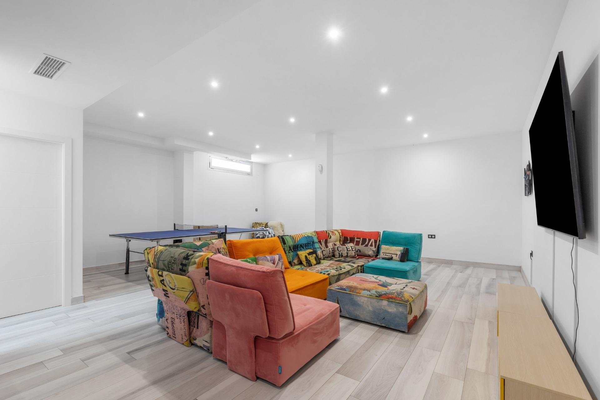 Herverkoop - Villa -
Orihuela Costa - Lomas de Cabo Roig