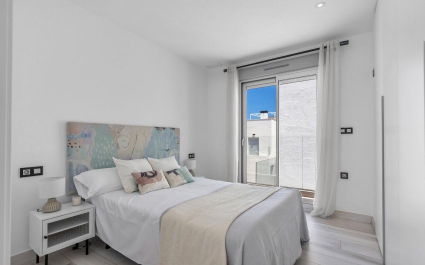 Herverkoop - Villa -
Orihuela Costa - Lomas de Cabo Roig