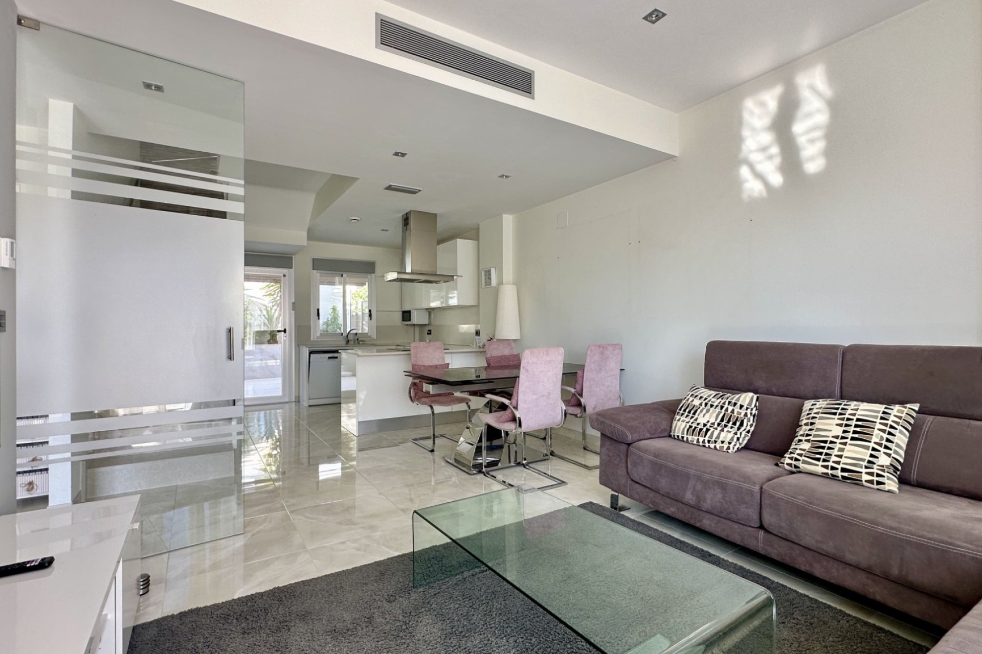 Herverkoop - Villa -
Orihuela Costa - Lomas De Cabo Roig