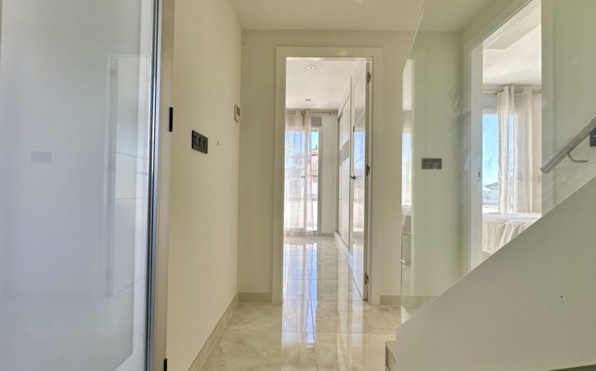 Herverkoop - Villa -
Orihuela Costa - Lomas De Cabo Roig