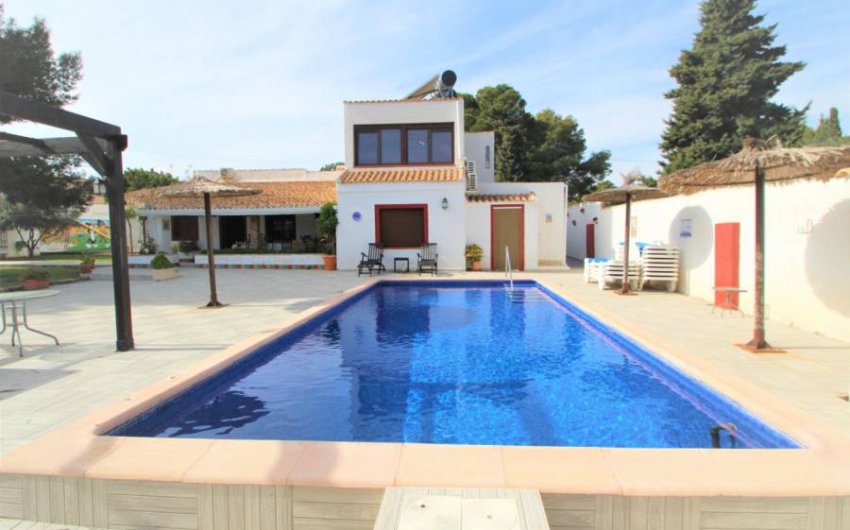 Herverkoop - Villa -
Orihuela Costa - Lomas De Cabo Roig